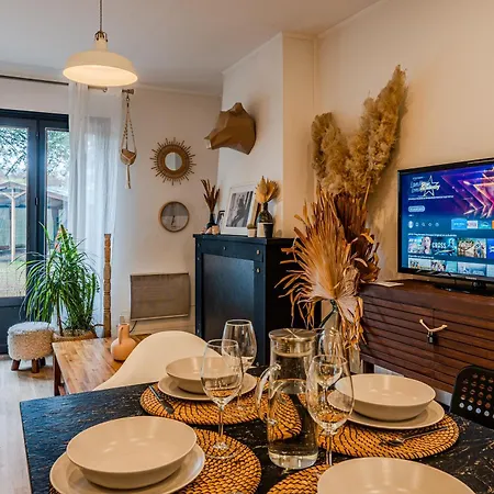 Apartment Le De La Leyre *