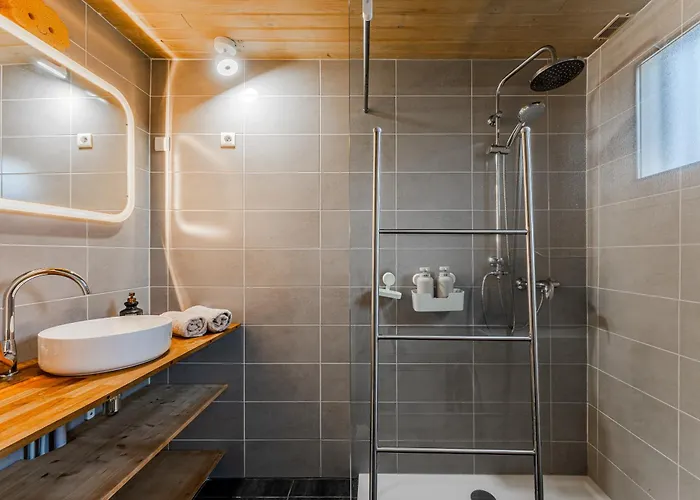 Apartment Le De La Leyre